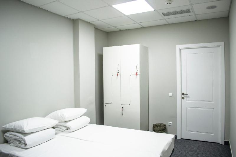 Standard Triple Room image 1