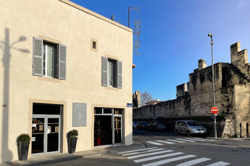 Le Magnan - image 19