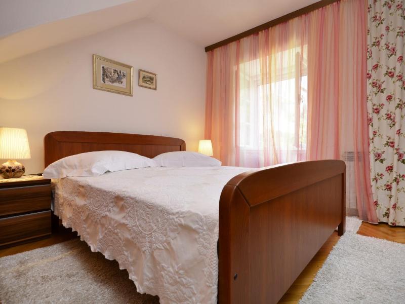 Holiday Home Stara Lipa - image 32
