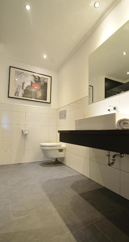Double Room image 2