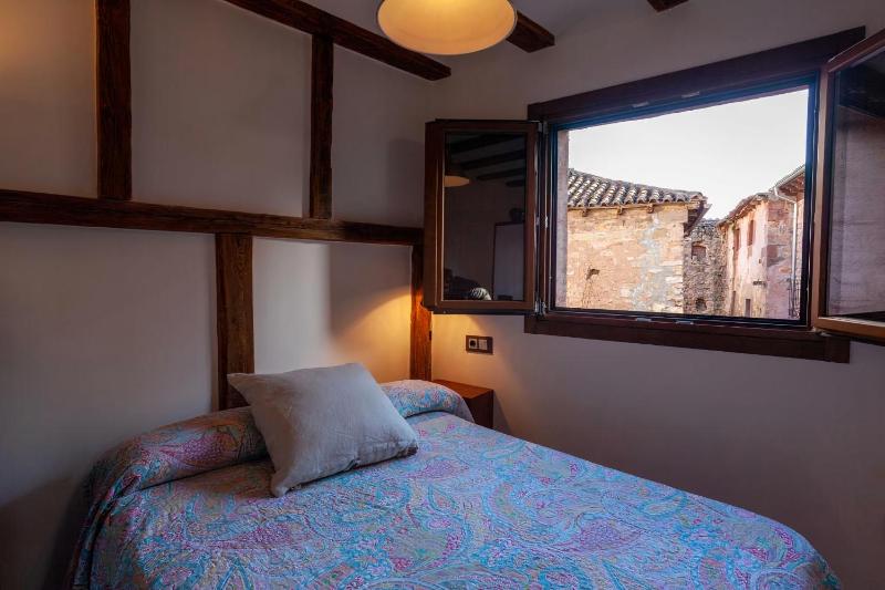 Studio Apartment image 4