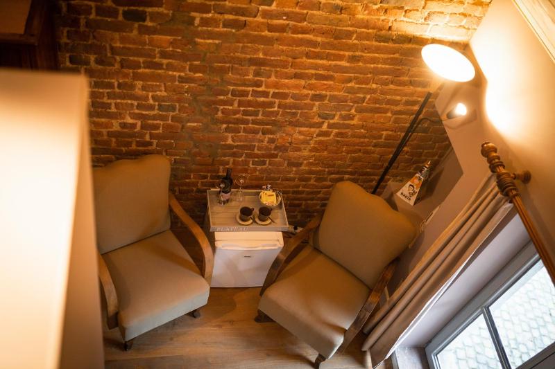 Standard Double Room image 2