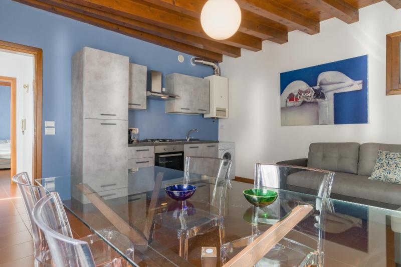 Superior Apartment image 2