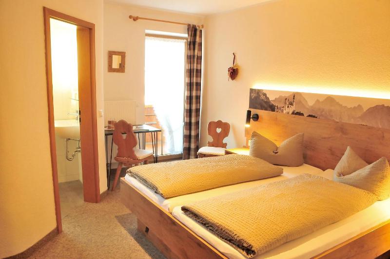 Double or Twin Room image 1