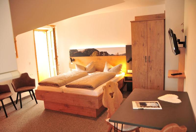 Double Room image 2
