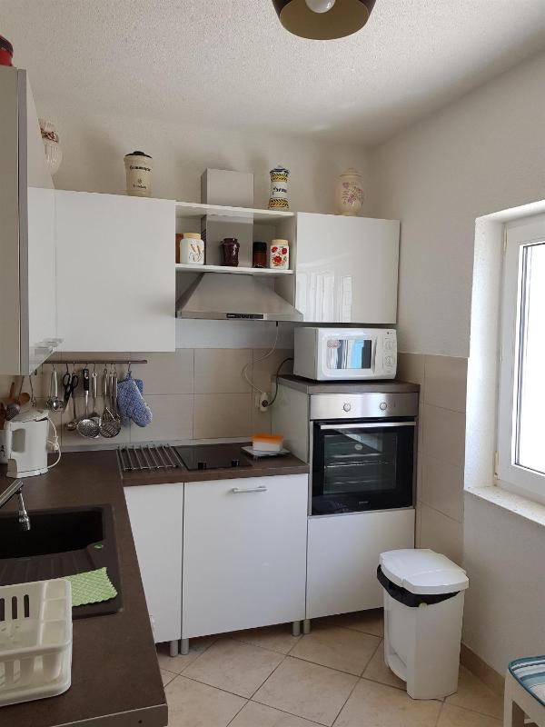 Two-Bedroom Apartment with Balcony image 4