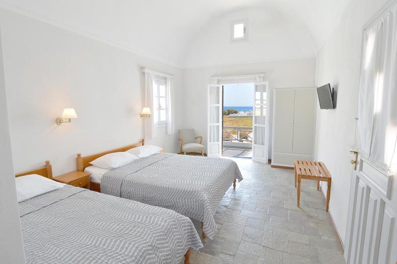 Triple Studio Sea View  image 3