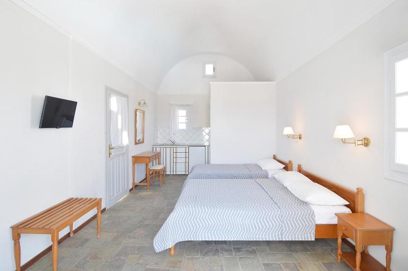 Triple Studio Sea View  image 2