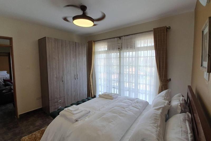 Charming 2-Bed Apartment in Kigo - image 9