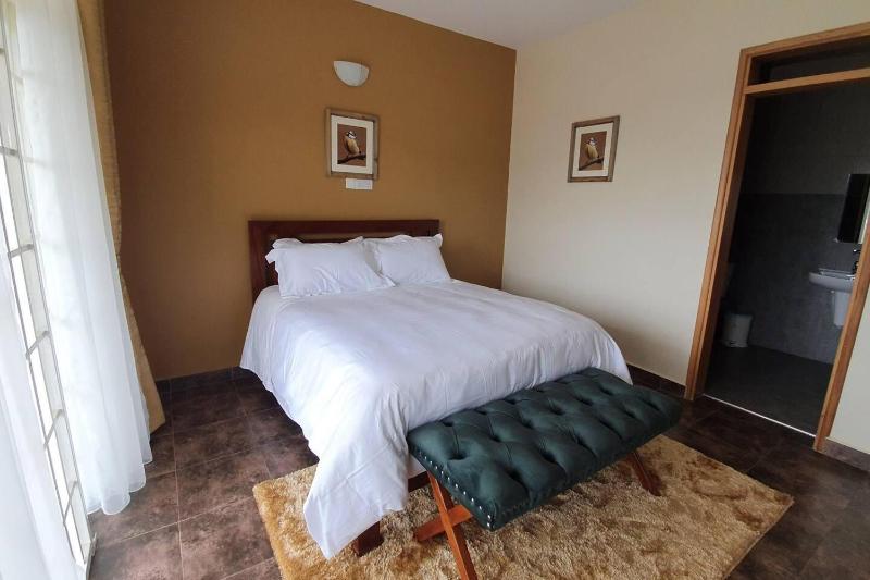 Charming 2-Bed Apartment in Kigo - image 14