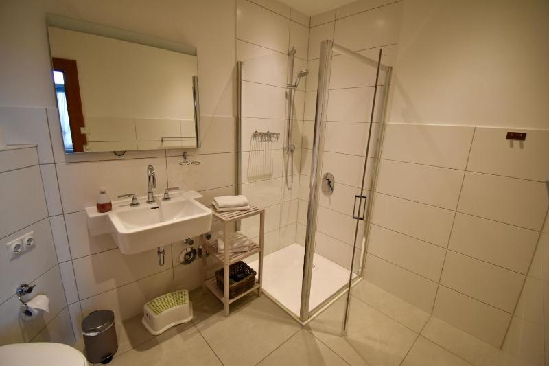 Apartment with Lake View image 4