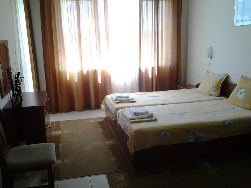 Villa Rouge - image 3