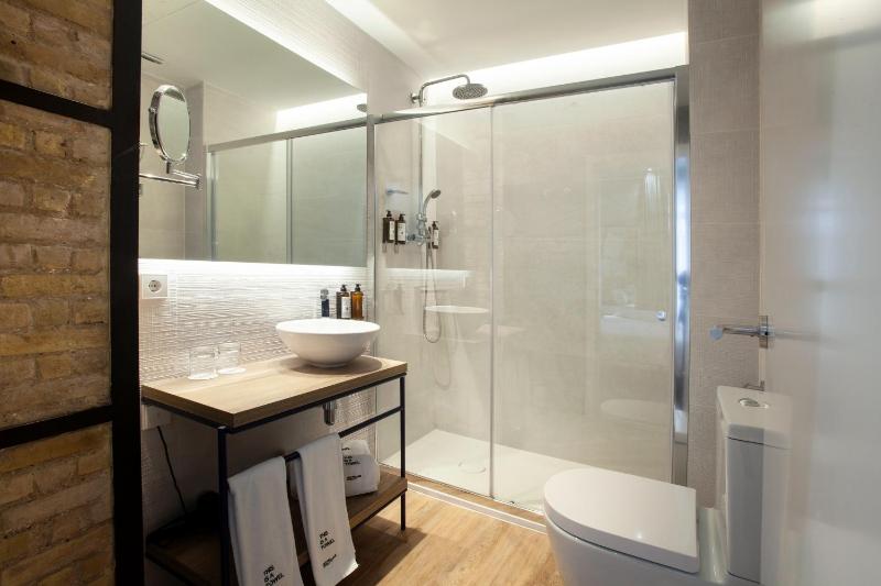 Triple Room image 2