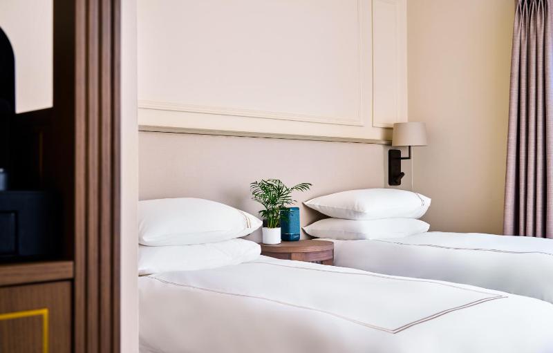 Cosy Nest Twin Room image 1