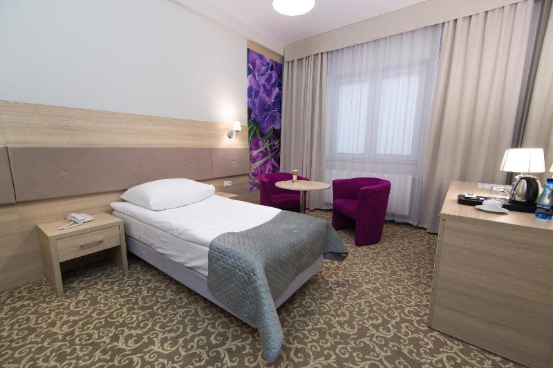 Single Room image 3