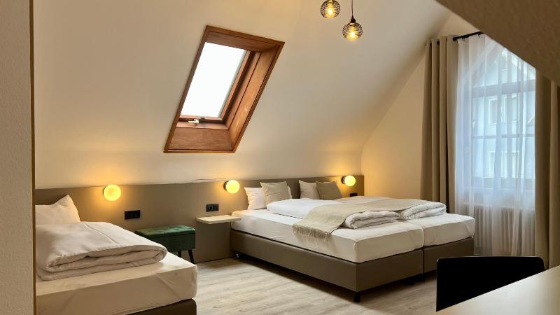 Quadruple Room image 1