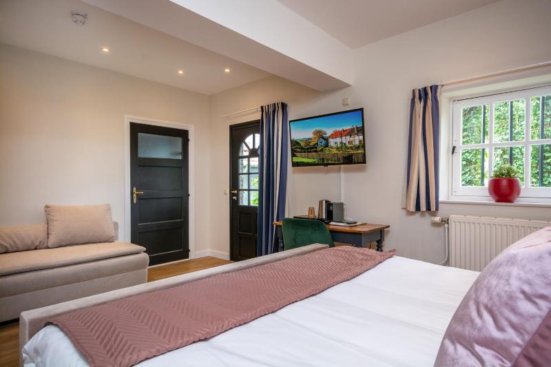 Triple Room image 1