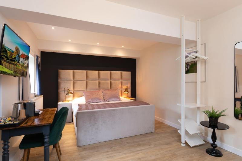 Triple Room image 3