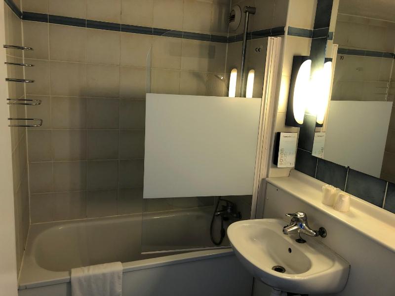 Double Room image 2