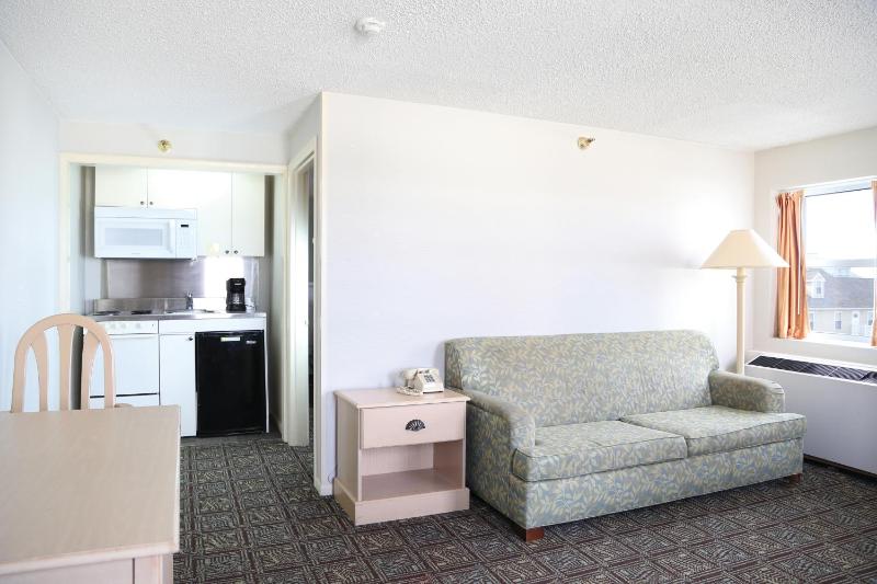 King Suite with Sofa Bed, No View, No Balcony image 3