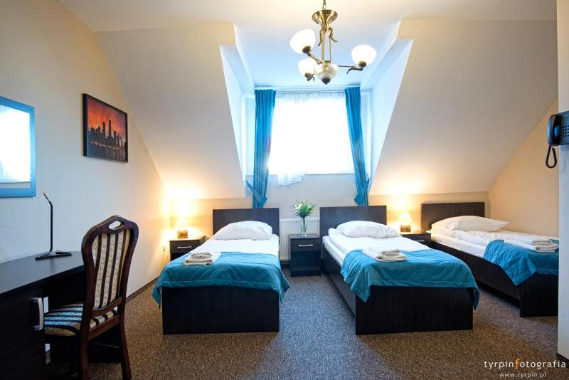 Standard Triple Room image 1