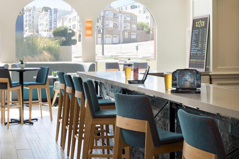 Hotel Caza Fisherman's Wharf - image 16