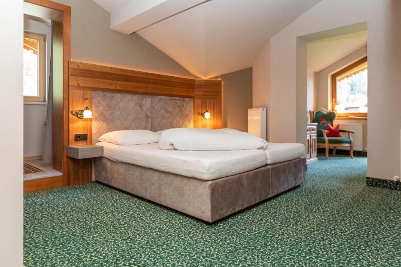 Single Room image 2