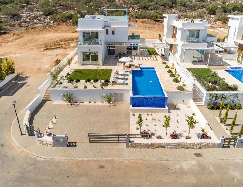 Mylos Lifestyle Seaview Villa #21 - image 10