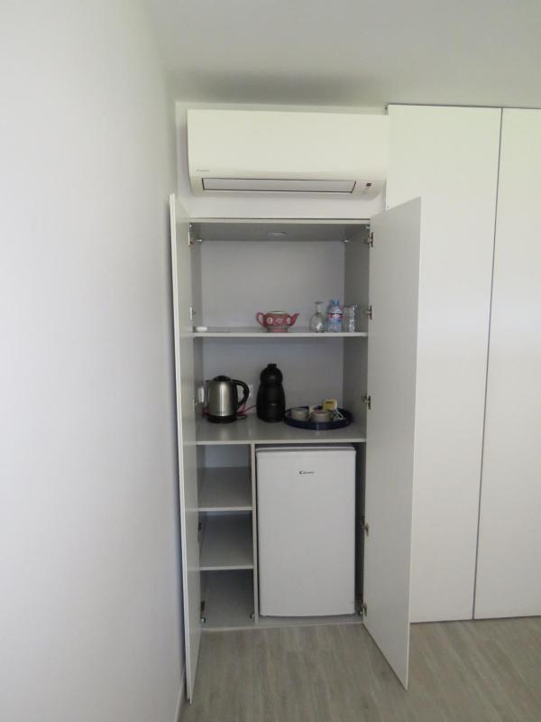 Double Room image 4