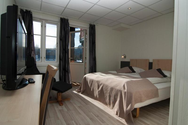 Superior Double Room image 1