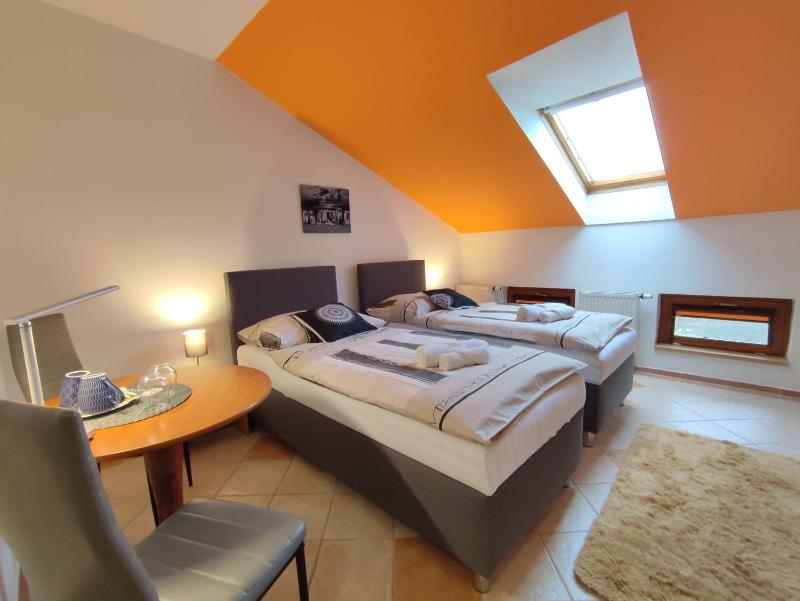 Double or Twin Room with Bathroom image 2