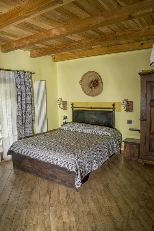 Standard Double Room image 2