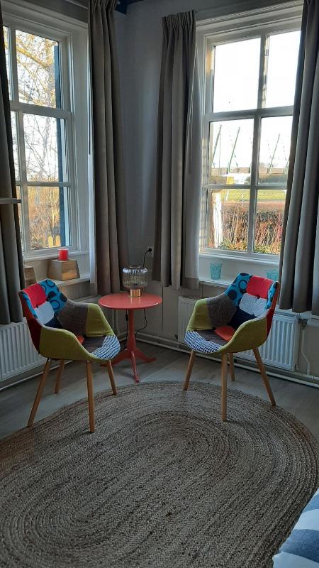 King Room with Garden View image 2