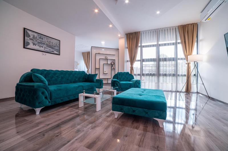 Royal Residence Deluxe Apartments - image 16