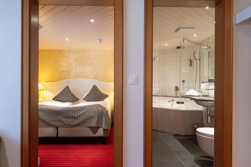 Junior Suite image 4