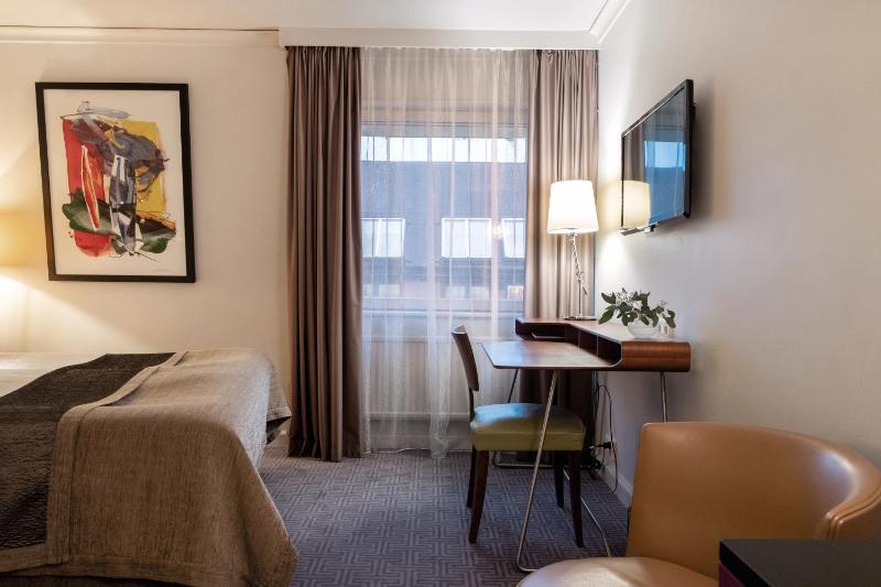 Superior Double Room image 3