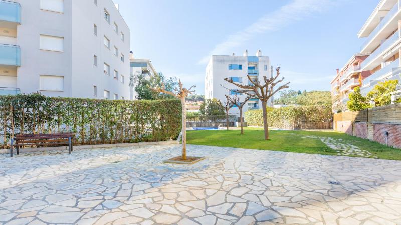2Kis - Lloret de Mar - image 2