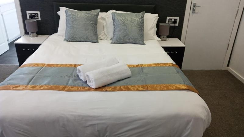 Hotel 33 - image 32