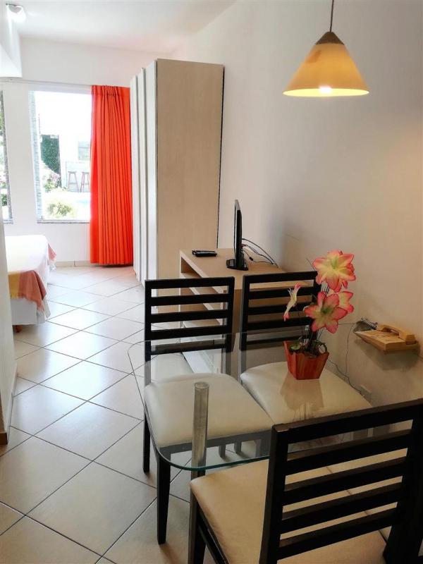 Apart Hotel Margherita - image 15