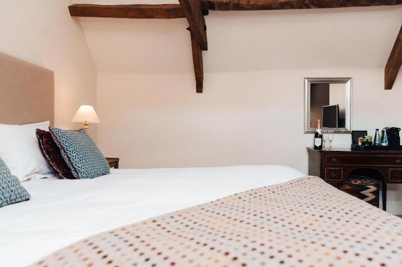 Superior Double or Twin Room image 2