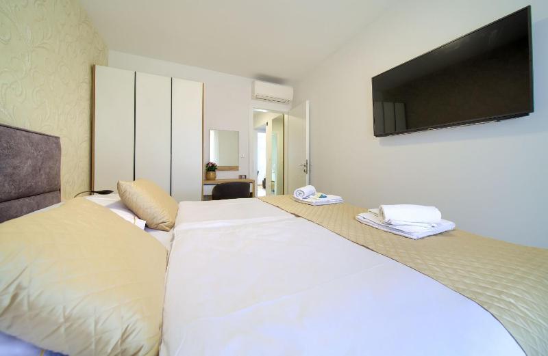 Apartment Crystal Aura 2 - image 9