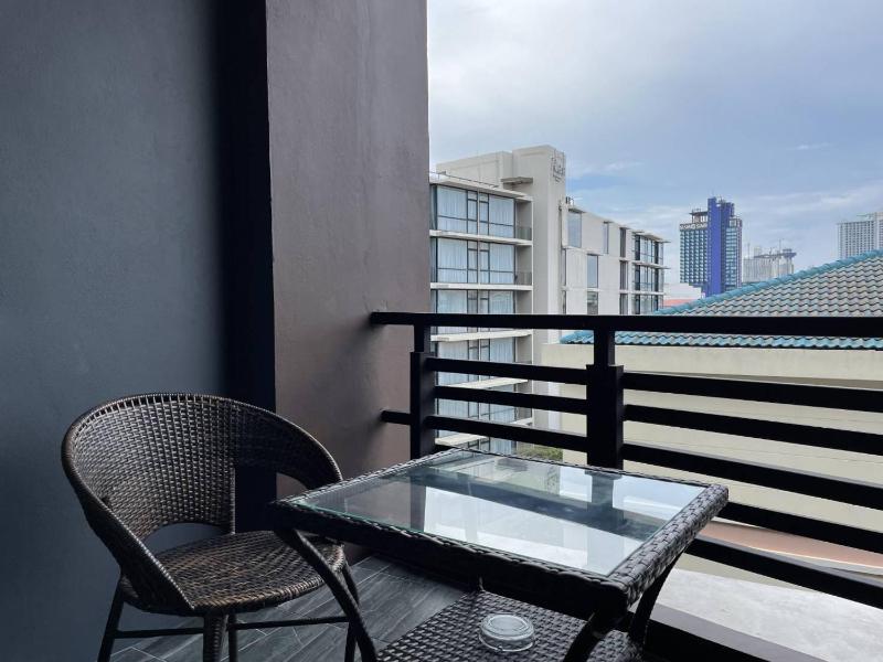 KTK Pattaya Hotel & Residence - image 4