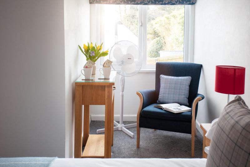Double Room with Garden View image 3