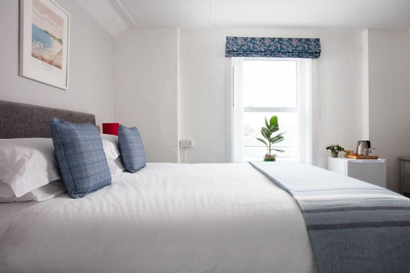 King Room image 1