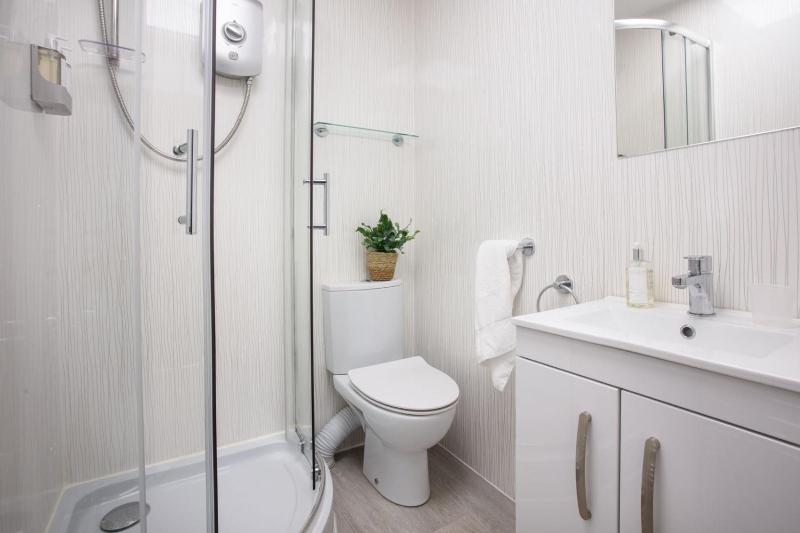 Double Room with Garden View image 2