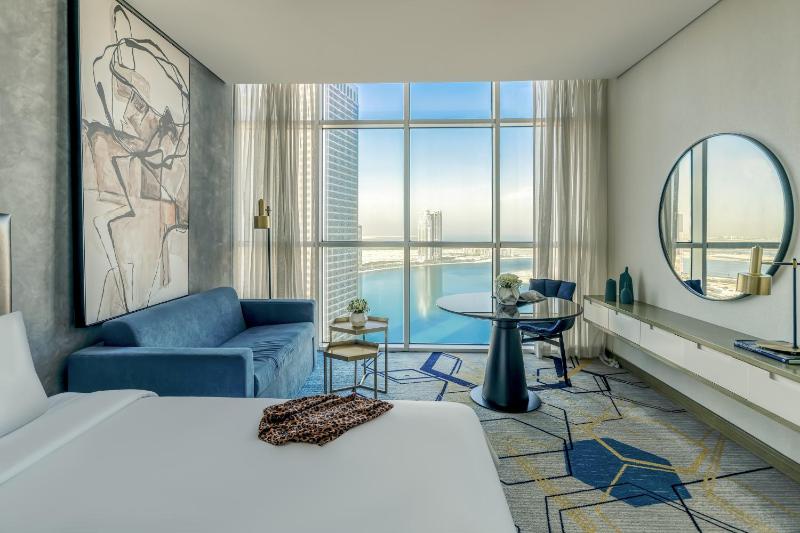 Deluxe Twin Room with Lagoon View image 4