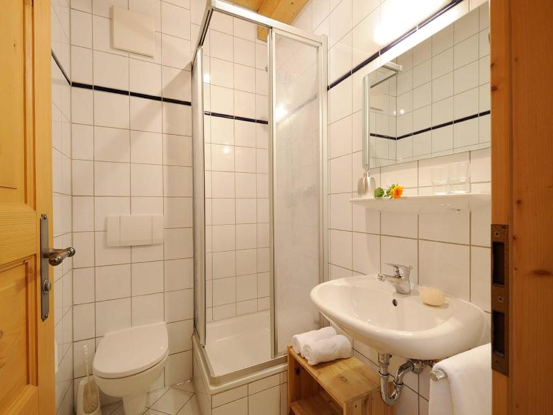 Apartment with Mountain View image 2
