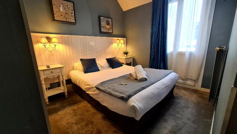 Privilege Double Room image 3