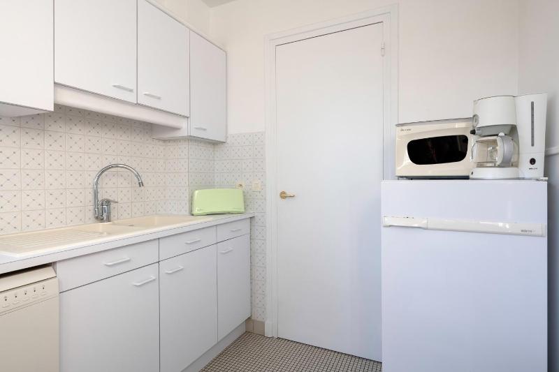 Appartement tout confort pour 4 à 250m de la plage - image 9