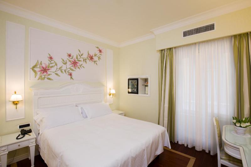 Palazzo Alabardieri - image 3